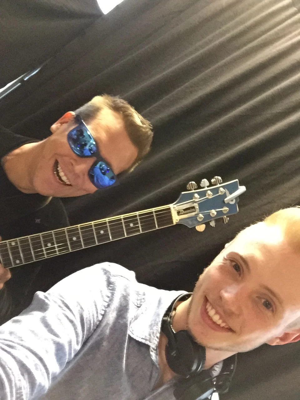 STEEL im Jahr 2015 zusammen mit dem Gitarristen Timo Maiwald